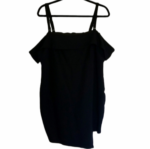 Torrid Black Off Shoulder / Cold Shoulder Assymetrical Hem Bodycon Dress - Picture 3 of 14